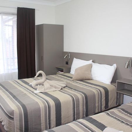 Centrepoint Motel Dubbo Esterno foto