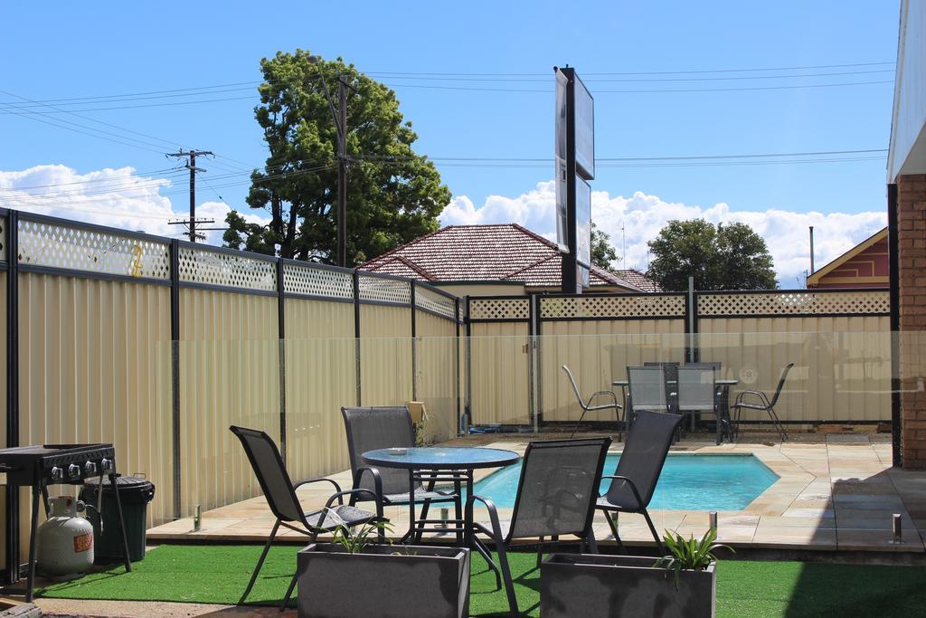 Centrepoint Motel Dubbo Esterno foto