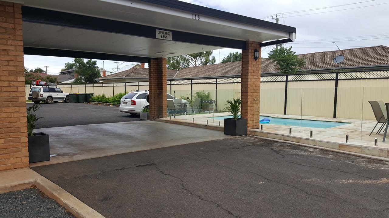 Centrepoint Motel Dubbo Esterno foto