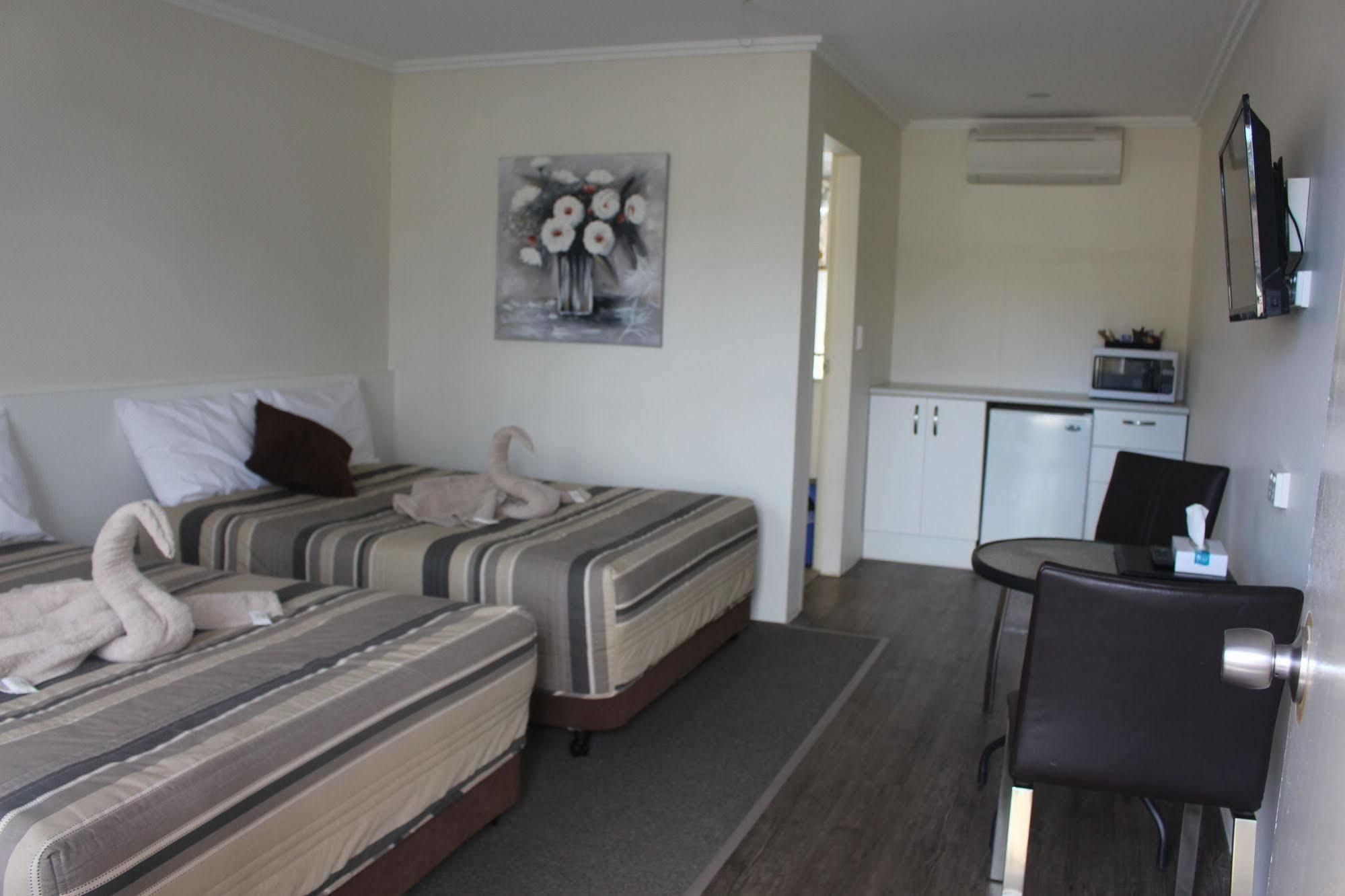 Centrepoint Motel Dubbo Esterno foto