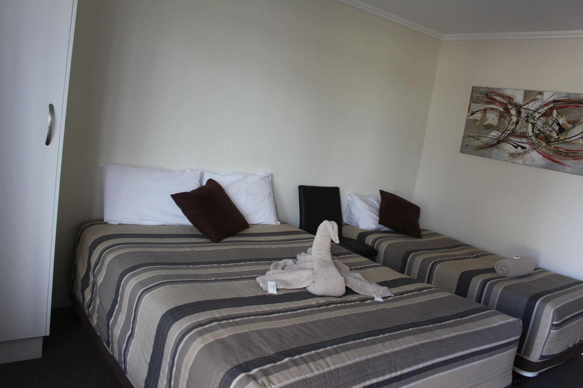 Centrepoint Motel Dubbo Esterno foto